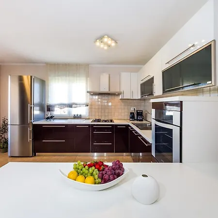 Luxury Sea View Avangard * Zadar
